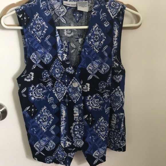 Cabin Creek Tops - vintage Cabin Creek vest